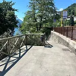 아파트 Modern With Balcony & View *