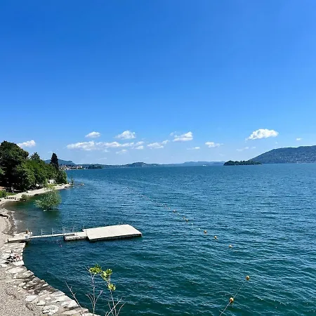 Modern With Balcony & View Apartman Verbania