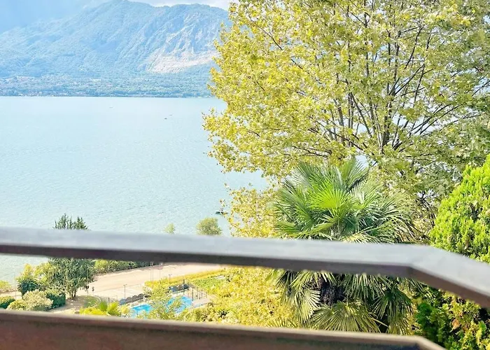 Modern With Balcony & View *