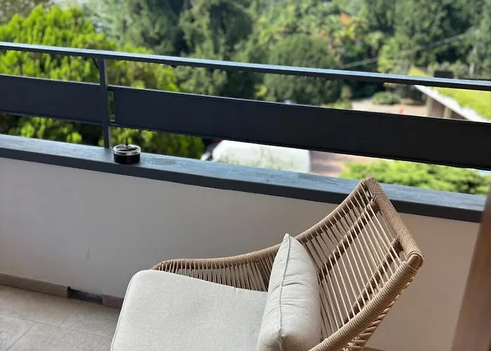 Apartament Modern With Balcony & View *