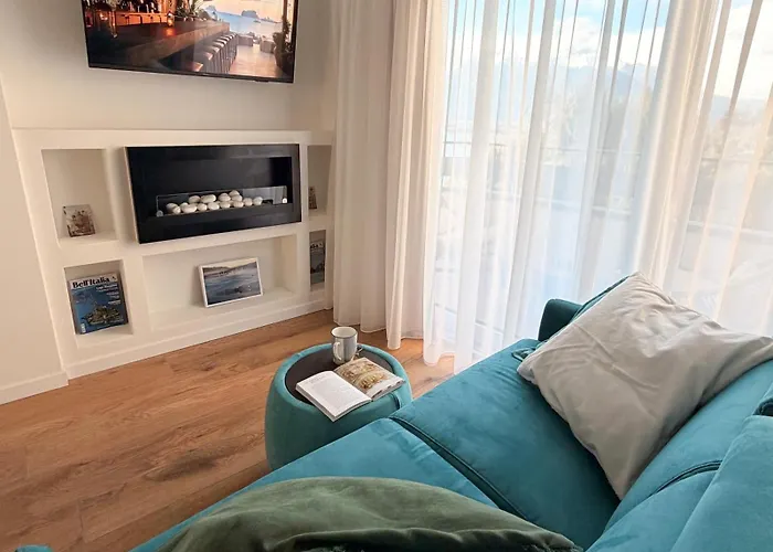 Modern With Balcony & View Apartamento